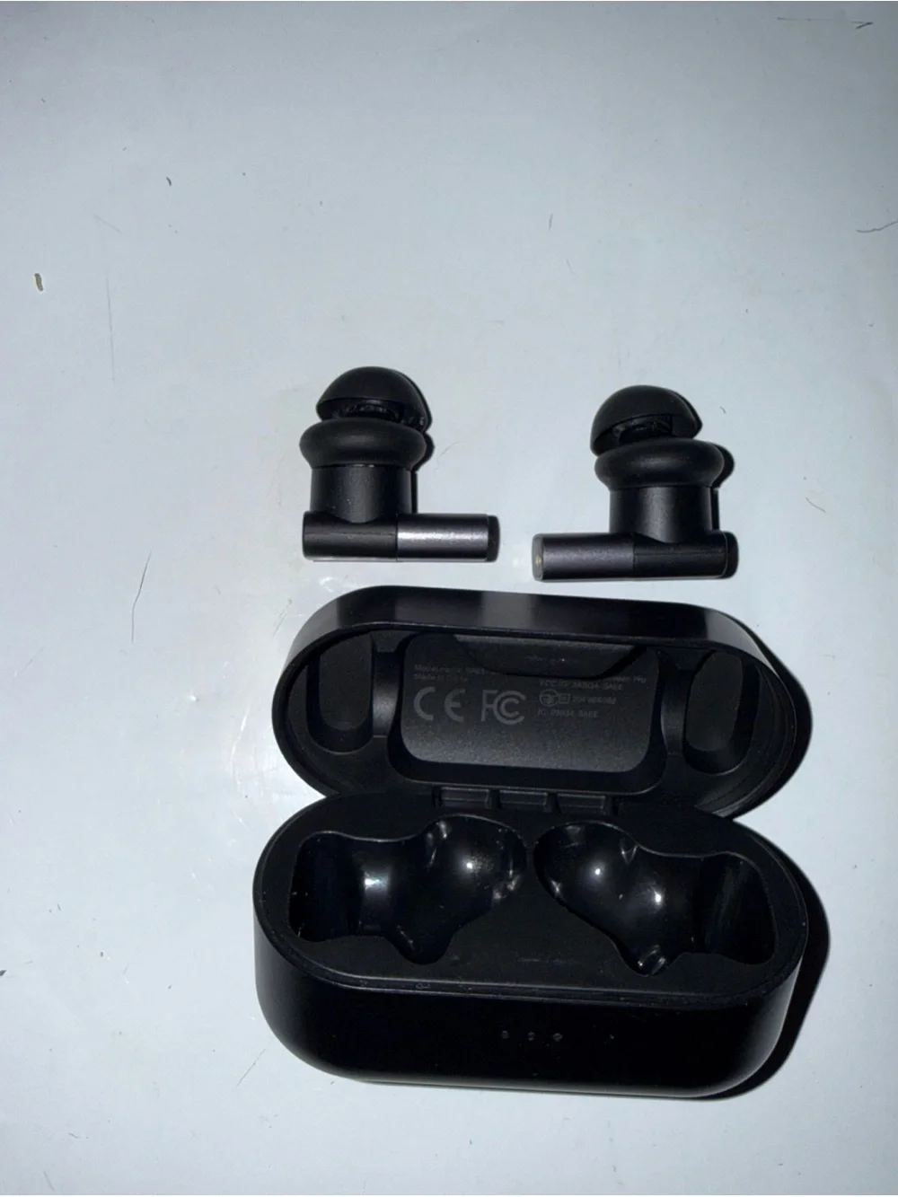 Status Between Pro Model SAEE-3X In Ear Wireless Headphones - Black
